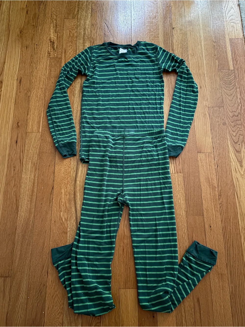 Hannah Andersson Green Striped Two Piece Pajama Set NWOT US12